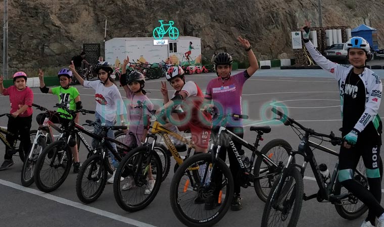 تفاوت آکادمی هیرو با مربیان بدون مجوز در آموزش دوچرخهسواری در مشهد